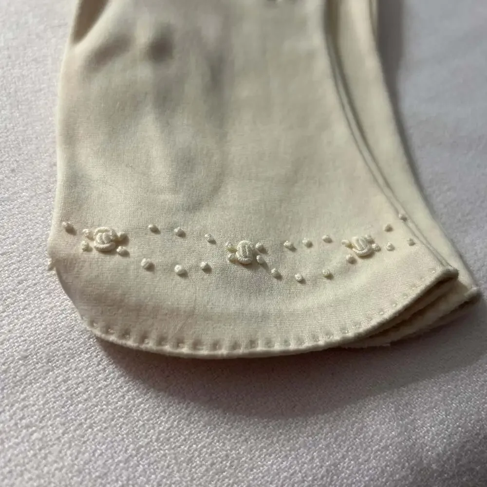 Vintage‎ White Embroidered Floral Gloves